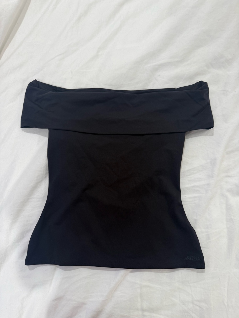 Aritzia Off-Shoulder Black Women's Top